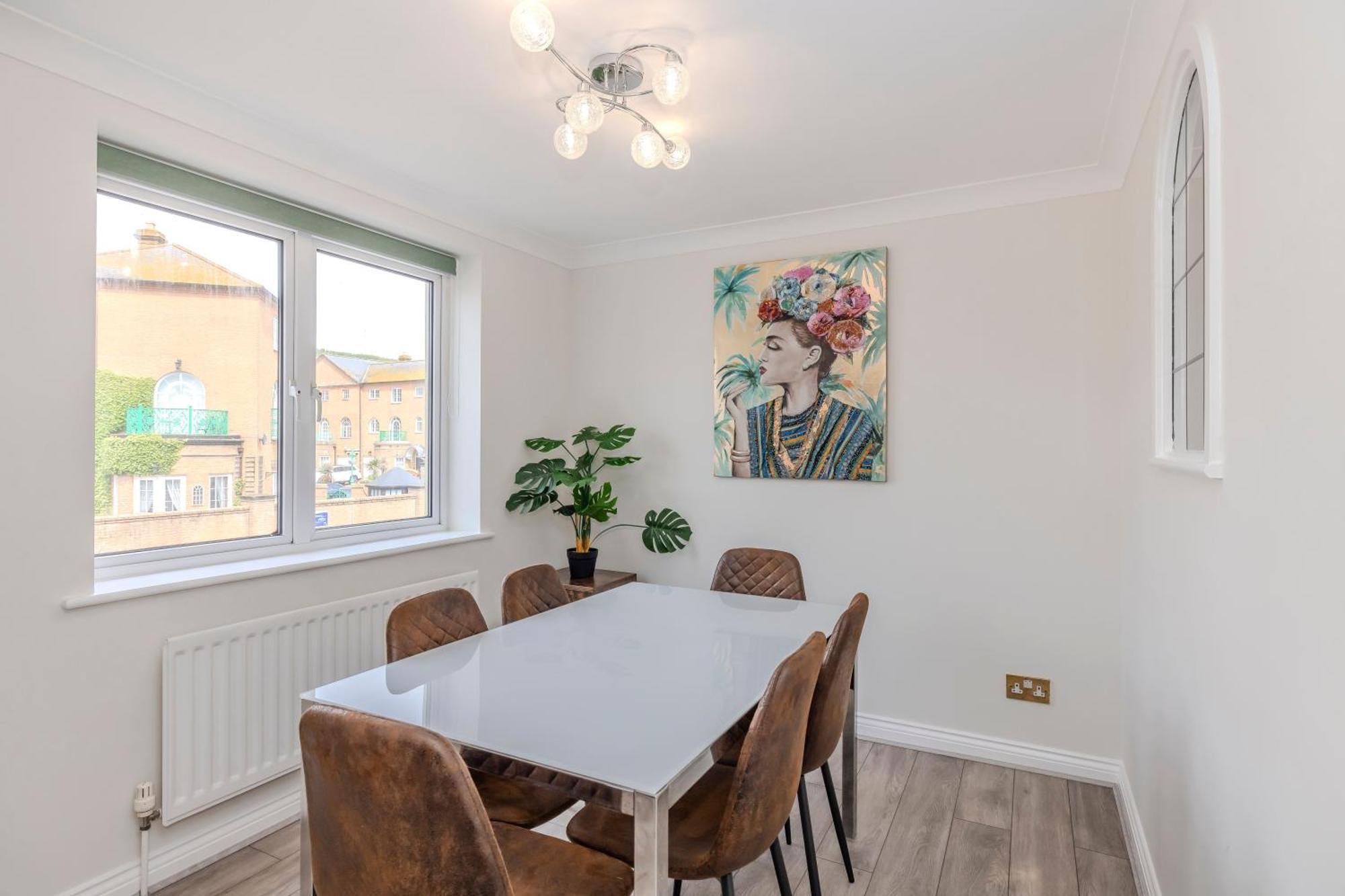 Flash Sale Kemptown 3 Bedroom Flat Bn278nep Apartment